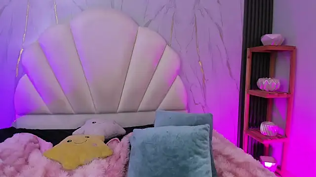 AliiceWonderland_ webcam