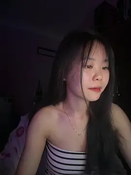 Emely-lysea Stripchat cam model