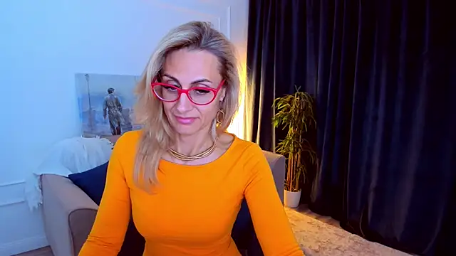 MuseOfStage live sex cam