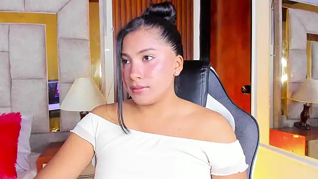 linnagardenia - LinnaGardenia's free webcam - UK Sex Cams