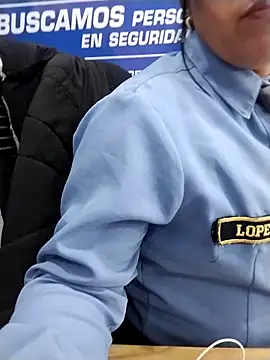 Cristal_Security... Live Webcam on Stripchat