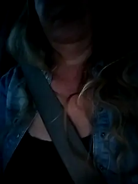 Saysomething3 Live Webcam on Stripchat