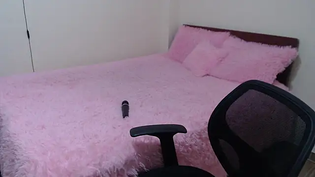 ruby_sky69 - Ruby_sky69's free webcam - UK Sex Cams