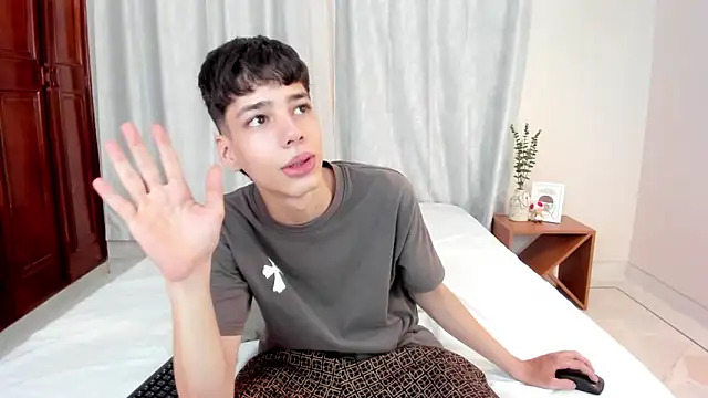 oblivion_deku Live Webcam on Stripchat