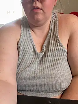 Webcam Model (Kennaknox)  is live.Free join now!