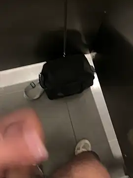 thiagowes Live Webcam on Stripchat