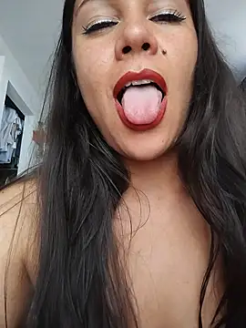 KittyHoleshot87 webcam