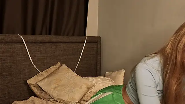 KristleKirst live sex cam