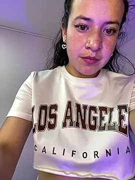 tinkerbell_pink22 webcam