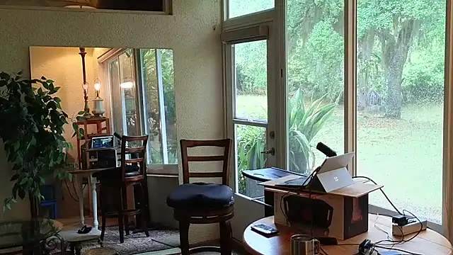 eliberator1777 webcam