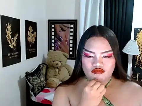 TSbrianaHugeCock webcam