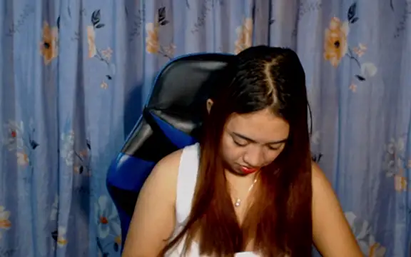 urlover_mae26 webcam