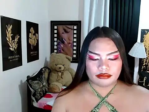 TSbrianaHugeCock webcam