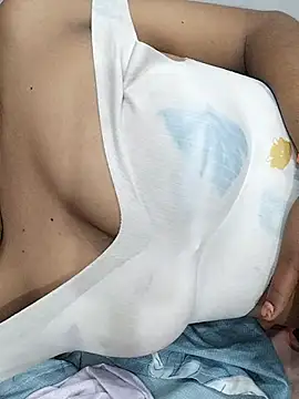 Your_Ayesha56 webcam