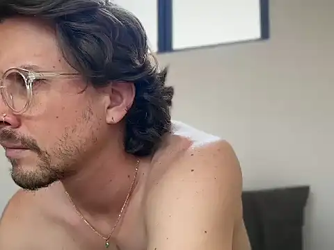 mcklister_kinky_feets webcam