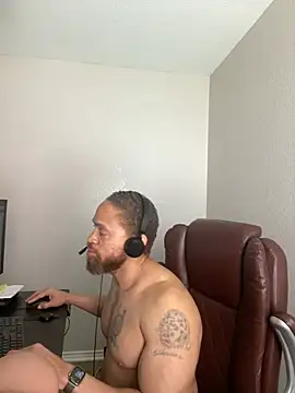 Fathero1time's live cam