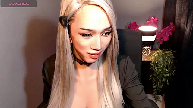 xUrGoddess_JheySluttyx webcam