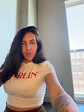 Lolathebaddie webcam