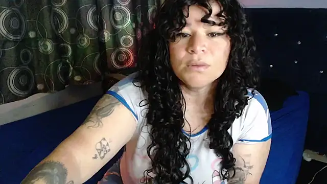 ANGELIQUE_KLANE webcam