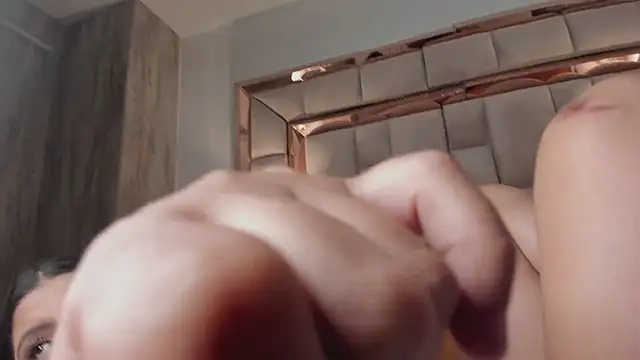 ValentinaBreats webcam