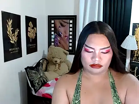 TSbrianaHugeCock live sex cam