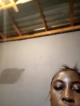 CocoButterxox webcam