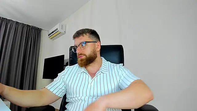 Findom_guy webcam