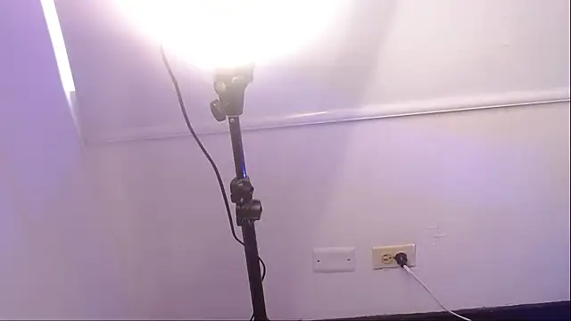 valkiria_sex_ - Valkiria_sex_'s free webcam - UK Sex Cams