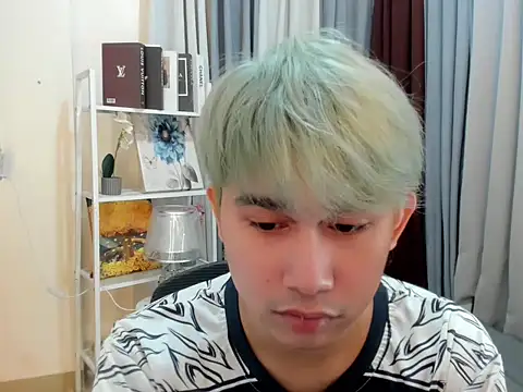 davincihugecock webcam