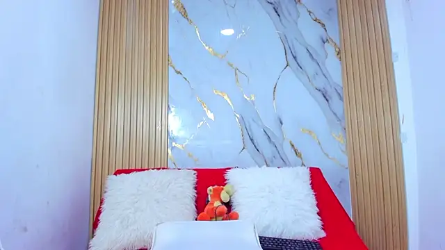 Luluu_08 live sex cam