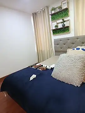 sasi_luna - Sasi_luna's free webcam - UK Sex Cams