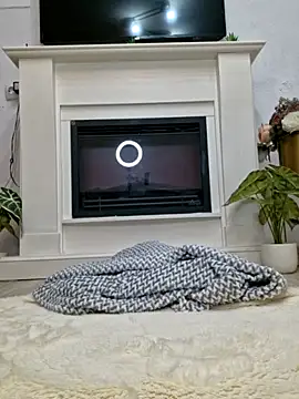 Webcam Model (siamelton)  is live.Free join now!