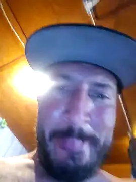 UncutHammer69 webcam