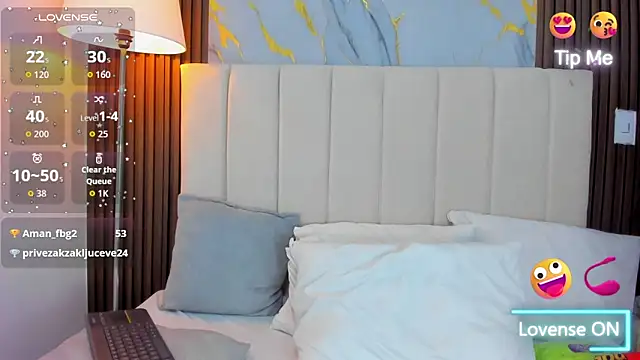 Victoria_Guzman webcam