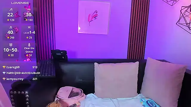 Nahiajhonson_ webcam