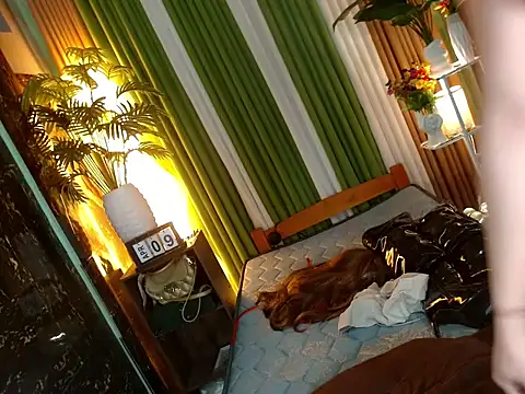 Queen_kendalx19 webcam