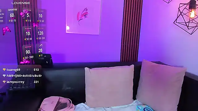 Nahiajhonson_ webcam