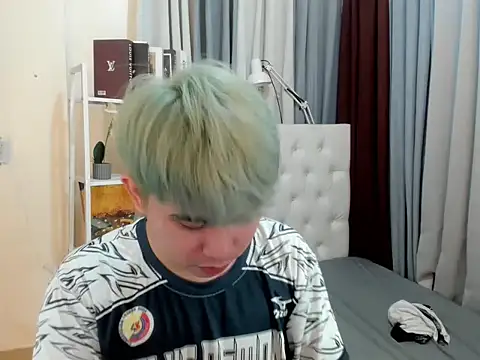 davincihugecock webcam