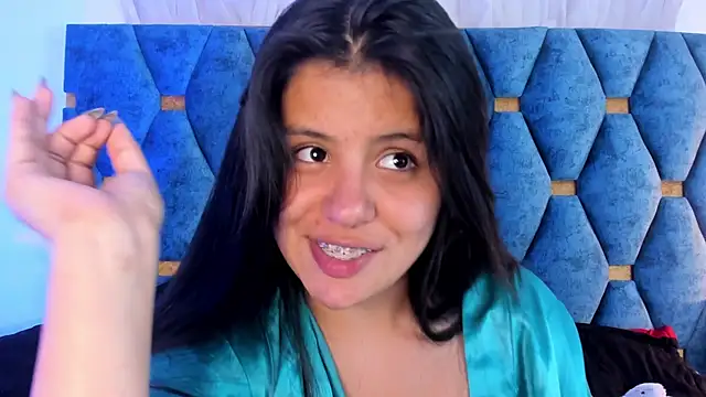 sasha_roldann webcam