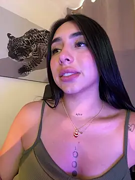 Webcam Model (isabella_jade) is live