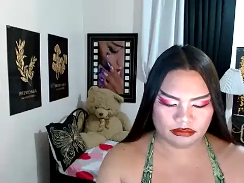 TSbrianaHugeCock webcam