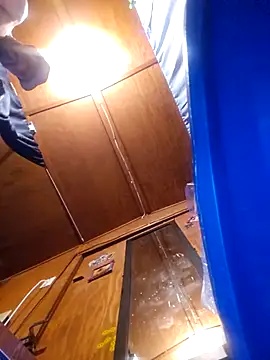 UncutHammer69 webcam