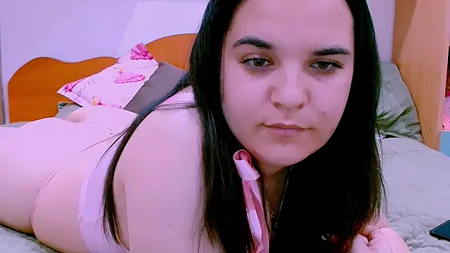Minnie_Ella webcam