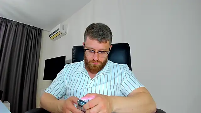 Findom_guy webcam