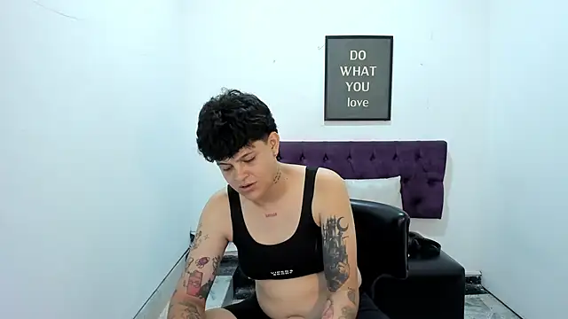 TomBoy_Natali webcam