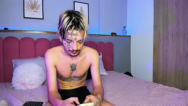 MidnightSinners webcam