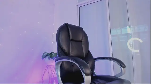 _riley_reid_ - _Riley_Reid_'s free webcam - UK Sex Cams