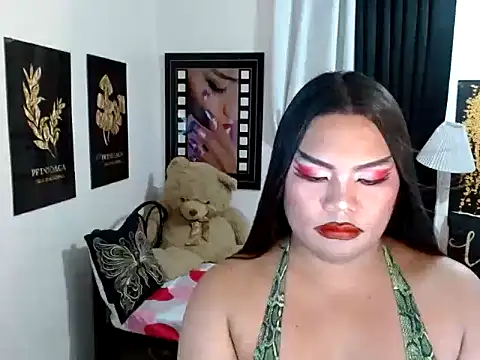 TSbrianaHugeCock webcam