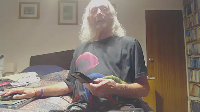 waverlykernow - WaverlyKernow's free webcam - UK Sex Cams