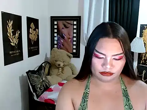 TSbrianaHugeCock webcam